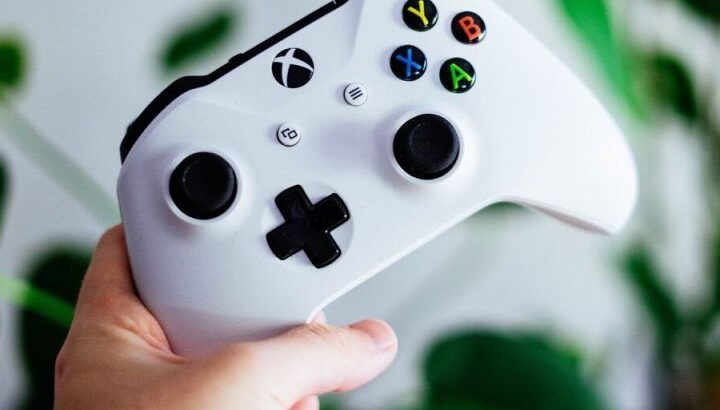 Manette Xbox en bon état Sans fil