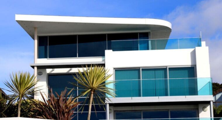 Penthouse ultra moderne avec vue imprenable sur la ville