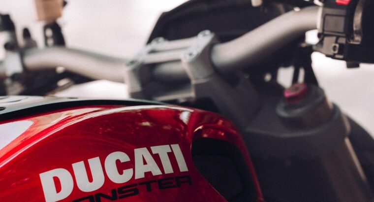 Ducati Monster 821 – État impeccable, faible kilométrage !