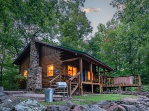 Retraite en chalet de montagne escarpé, 3 chambres, vue panoramique, cheminée